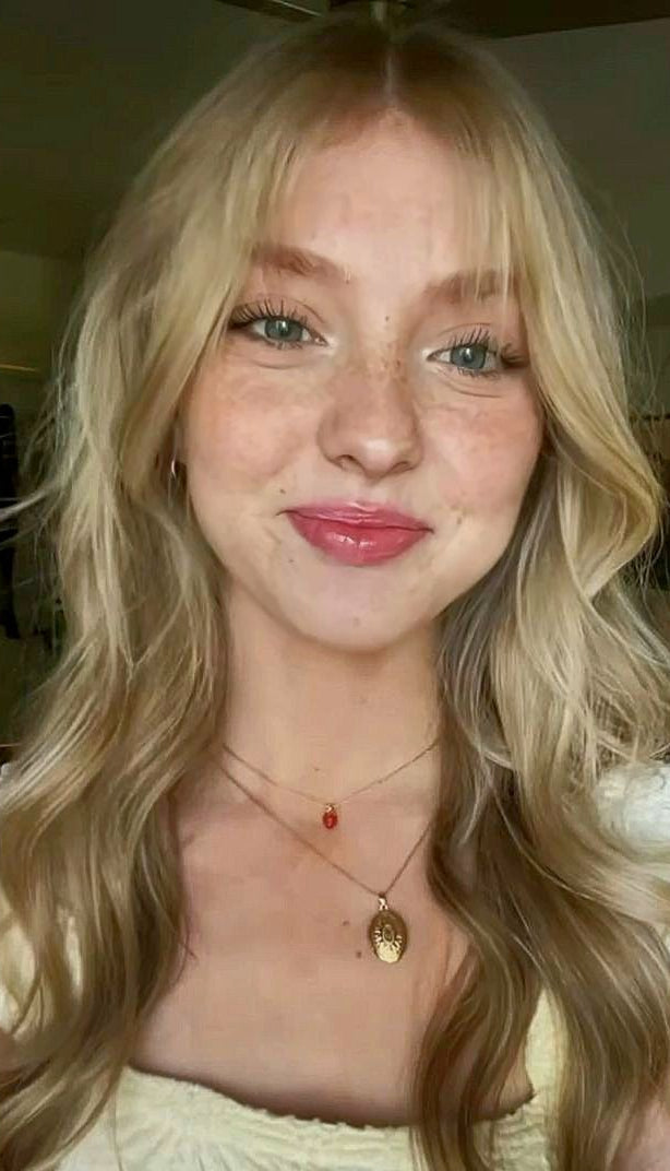 files/freckledfaces_freckle_freckled_makeup_frecklesmakeup_freckleseason_model_fashion_portrait_freckless_frecklesgirl_freckledgirl.jpg